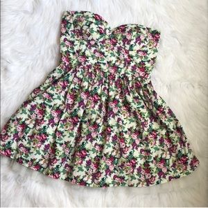 Strapless Floral Sans Souci Dress!